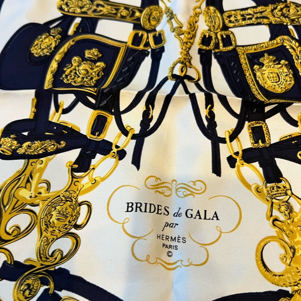 HERMÈS
Navy & White 'Brides De Gala' handkerchief Silk Scarf 17 by 17 inches!